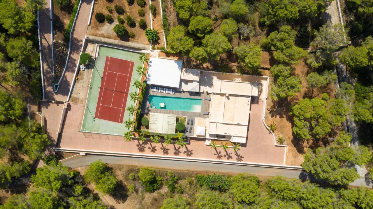 Oasis Villas Complex Cala Llonga  Exteriör bild