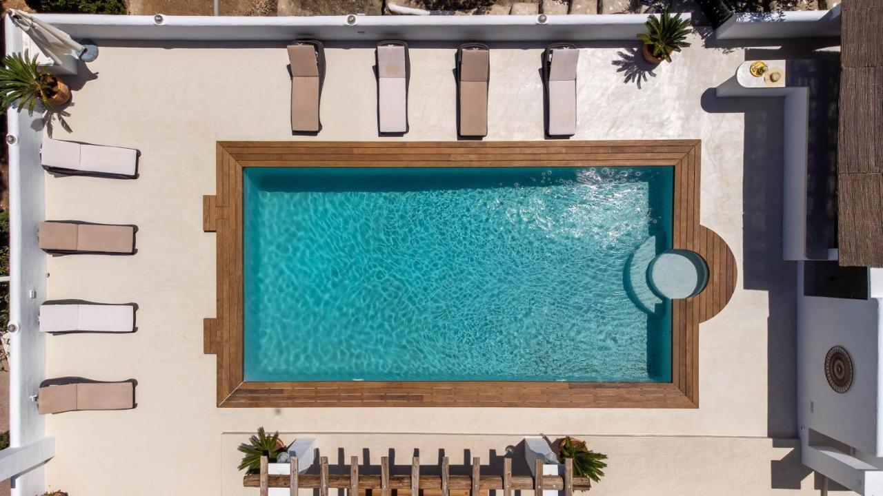 Oasis Villas Complex Cala Llonga  Exteriör bild